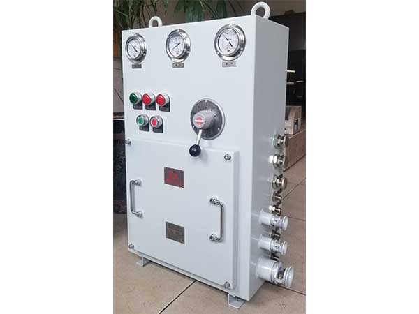 制冷機防爆配電箱