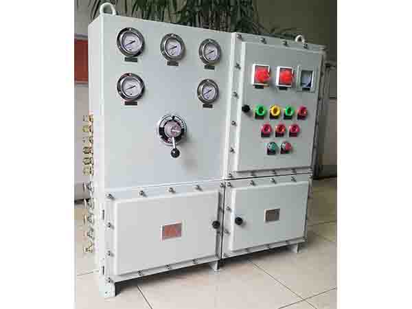 制冷機防爆配電箱