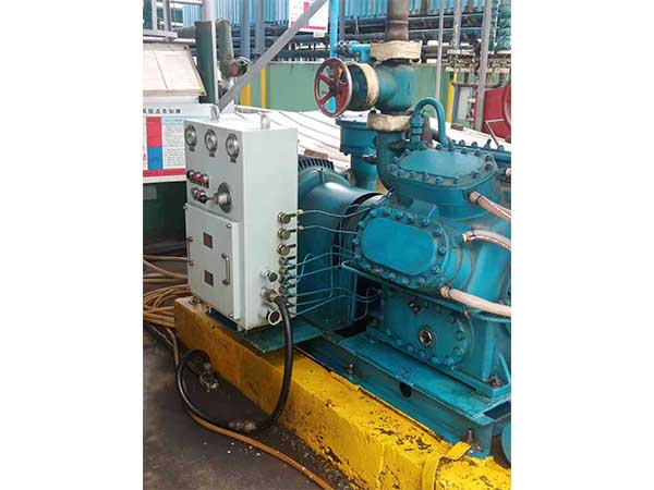 制冷機防爆配電箱